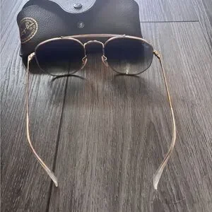 Ray-Ban | Accessories | Rayban Marshall Light Blue And Gold  display picture 3